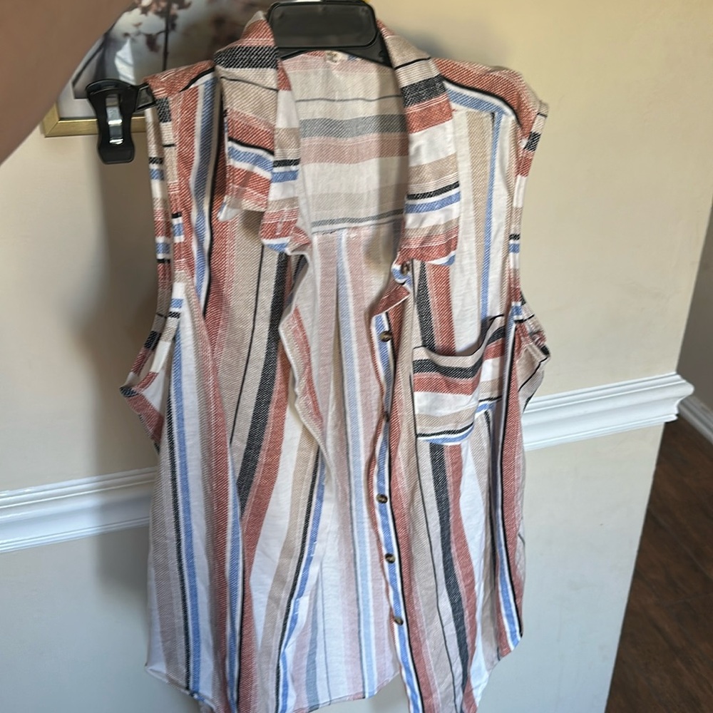 Button Up Sleeveless Top